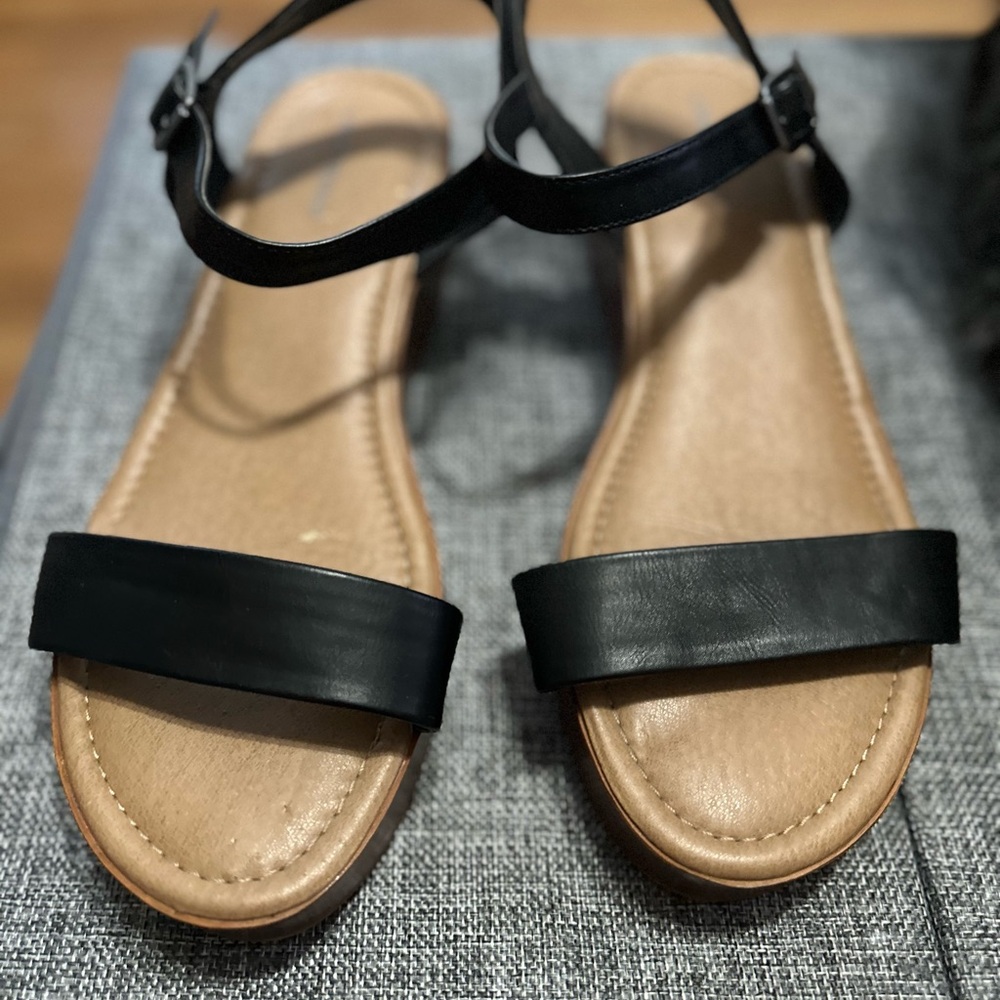 Lane Bryant Black and Tan Sandals with Wide Straps